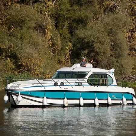 Allohajo, Lakohajo - Tisza-to -